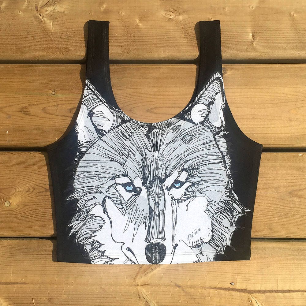 Wolf Face in Grey Light on Dark Crop Tank